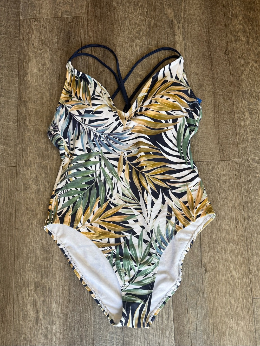 Hurley Women’s Leaf-Print One-Piece Swimsuit Cayman Palms Women’s Large